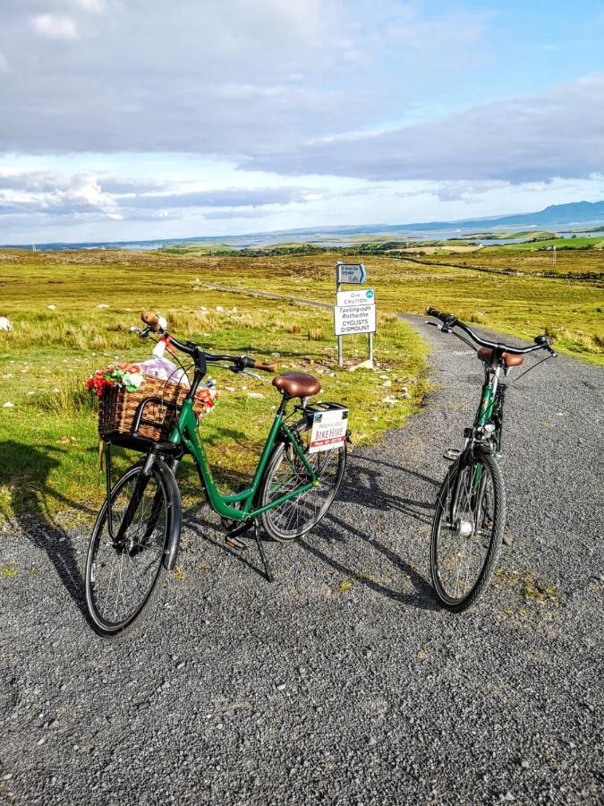 Hotel Nellys Bed And Bikes Westport Exterior foto